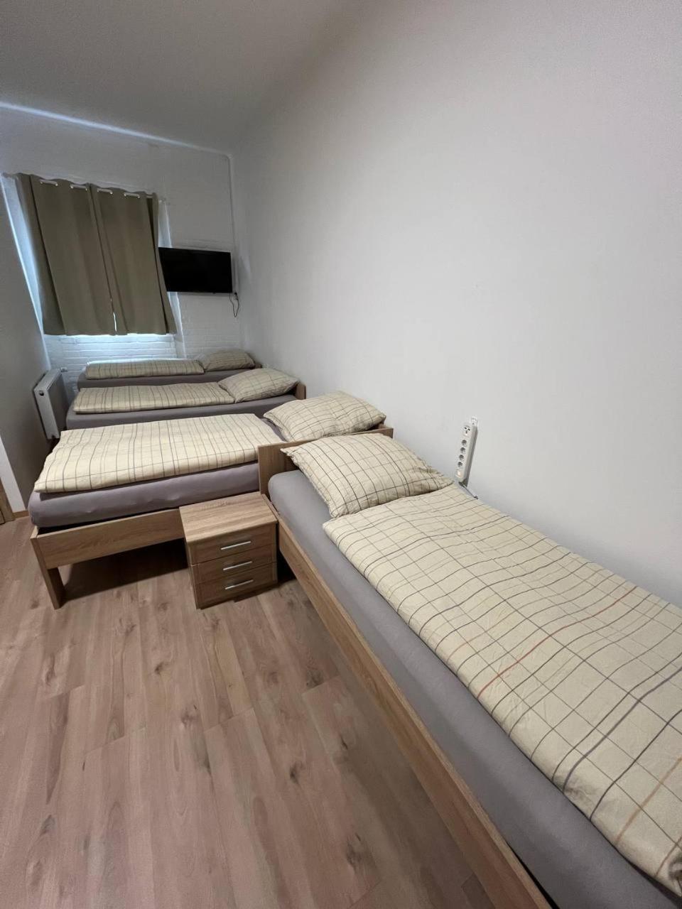 Messe Und Monteurzimmer سيهندي المظهر الخارجي الصورة