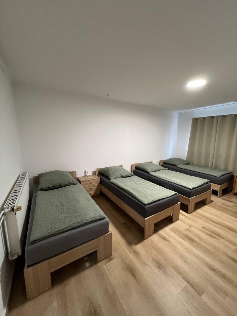 Messe Und Monteurzimmer سيهندي المظهر الخارجي الصورة